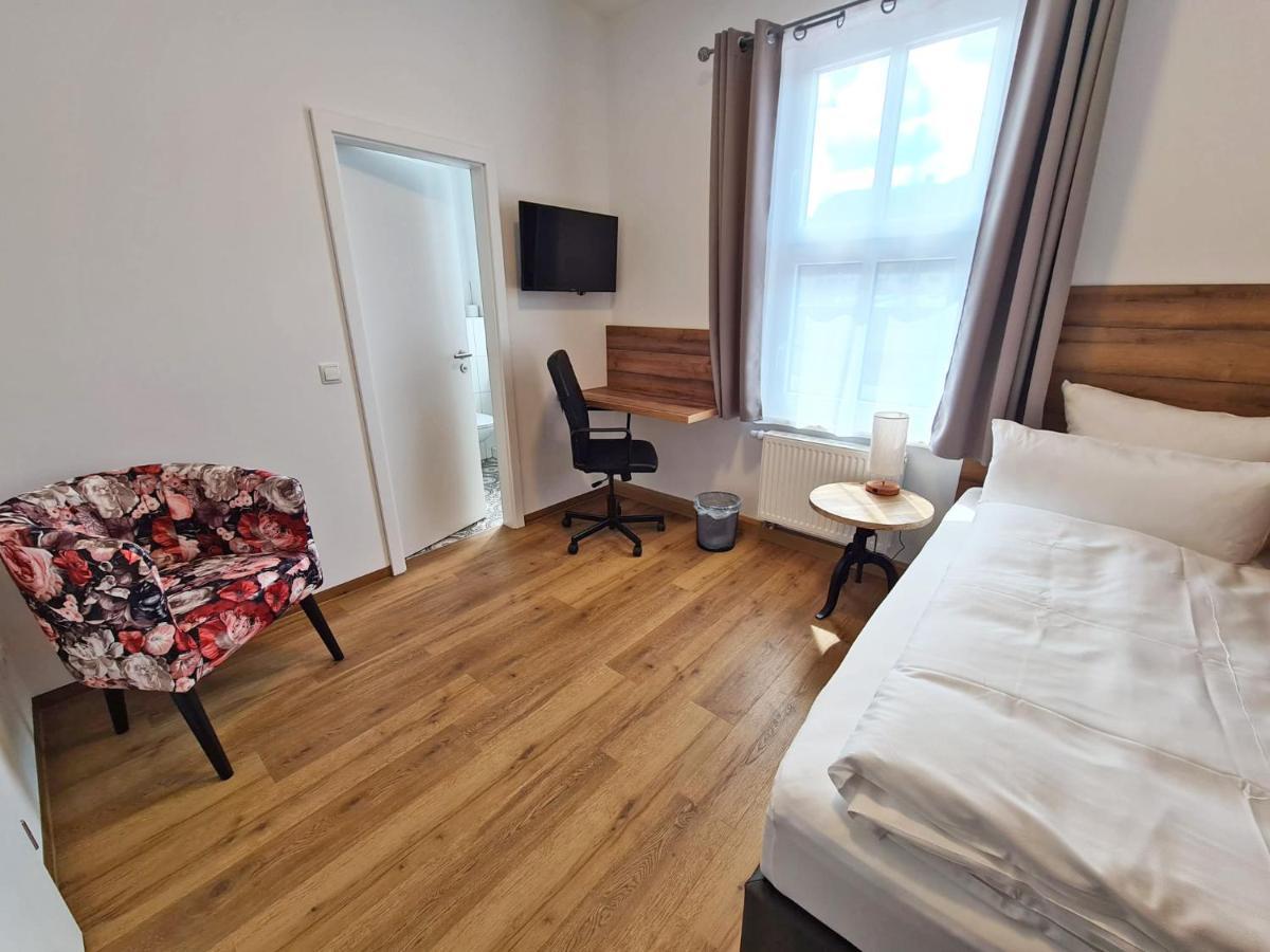 Hotel Gleis 3Viertel Jena Luaran gambar
